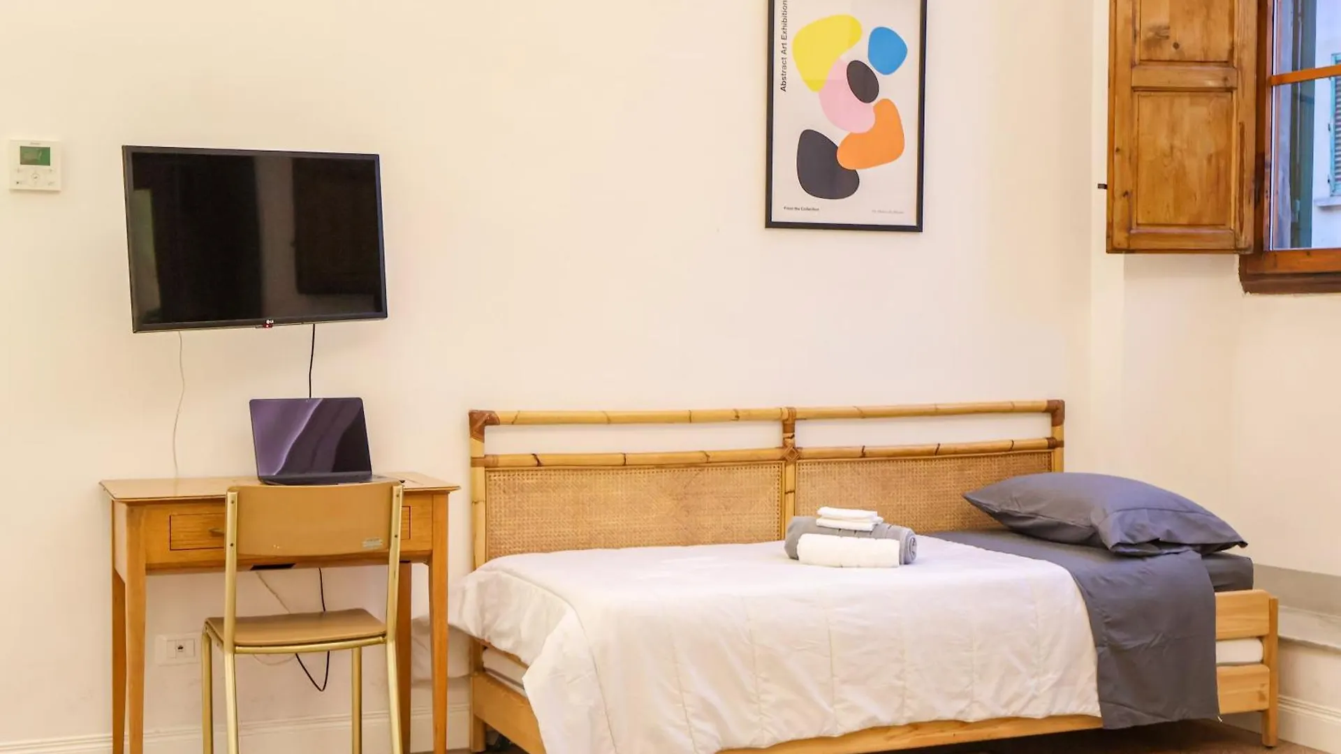 Charming Apartment In The Center - With Wi-Fi, Patio Pistoia